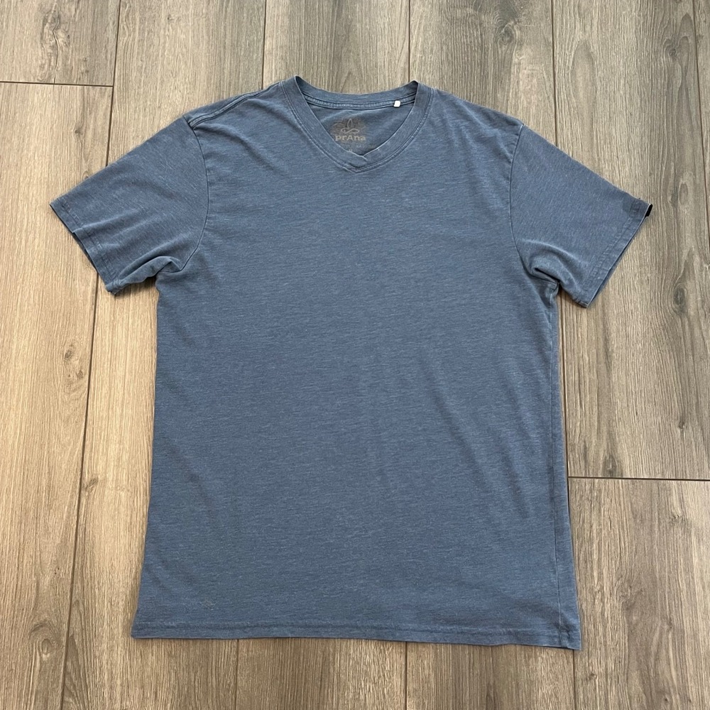 Prana Mens V-Neck T-Shirt Blue Organic Cotton Recycled Polyester Size M